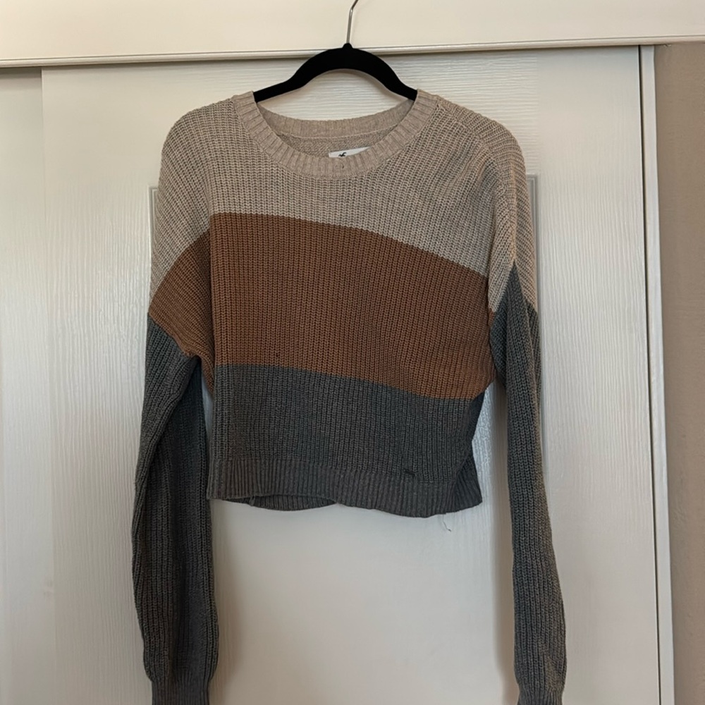 WOMENS HOLLISTER CROPPED SWEATER